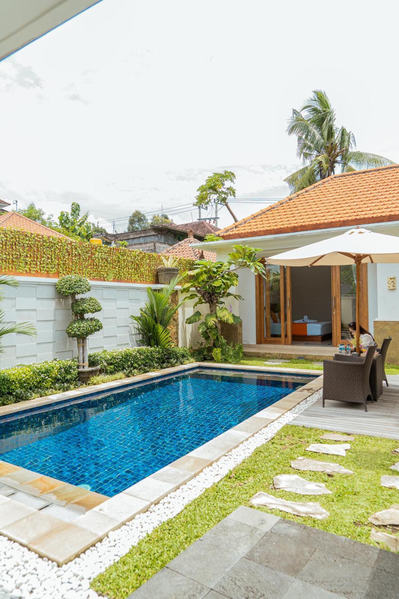 Nugraha Lovina Private Pool